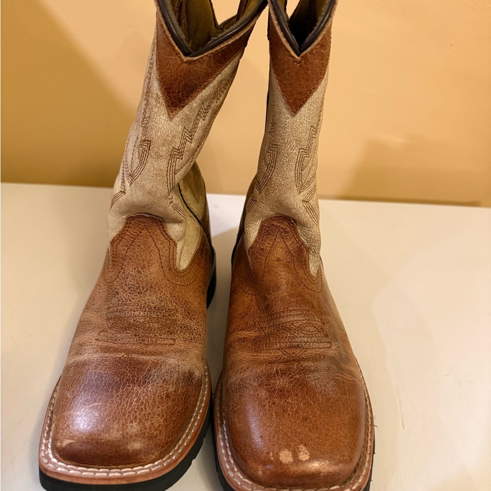 Dan Post Two-Tone Brown and Cream Western Pull-On Boots